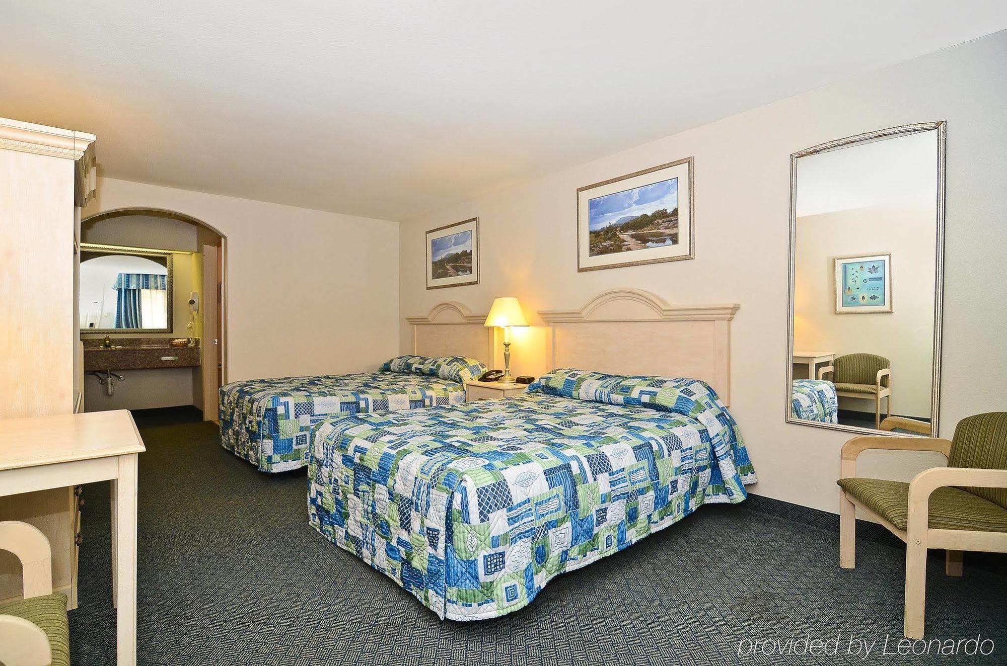 Americas Best Value Inn West Columbia Kamer foto